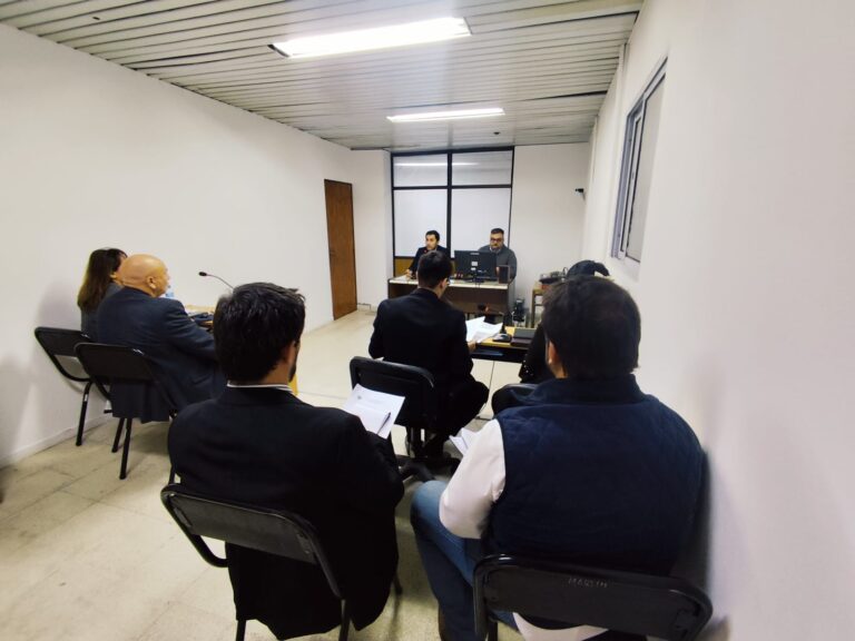 IMPUTAN A UN MÉDICO POR PRESUNTA MALA PRAXIS EN UNA CIRUGÍA ESTÉTICA