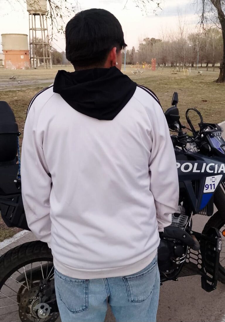 Riña entre adolescentes en Villa Mercedes: uno terminó con sangrado en la nariz