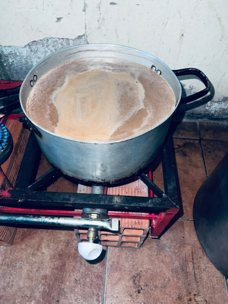 Comedor «Jesús, el Buen Samaritano» entrega viandas hoy en el barrio CGT y pide colaboración para sostener su tarea