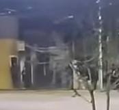 Batalla campal en 500 Viviendas Norte: una mujer resultó herida con arma blanca en medio de un violento enfrentamiento