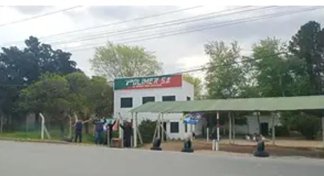 Crisis en Polimer: trabajadores de Villa Mercedes reclaman sueldos adeudados