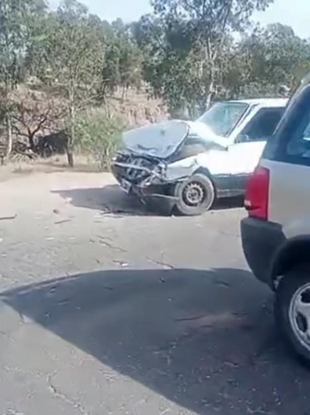 Fuerte choque en Santos Ortiz y Lafinur: un conductor fue trasladado al Hospital Central