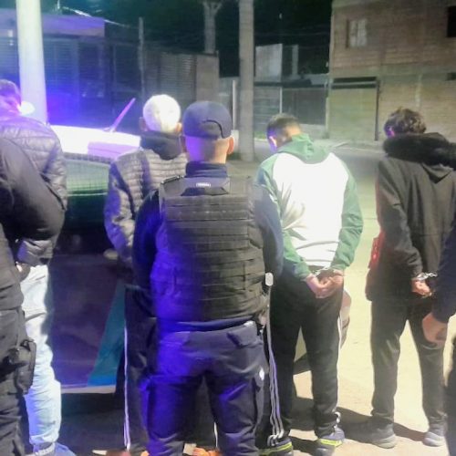 San Luis: demoraron a cuatro jóvenes que protagonizaron un disturbio y secuestraron un arma de fabricación casera y un cuchillo